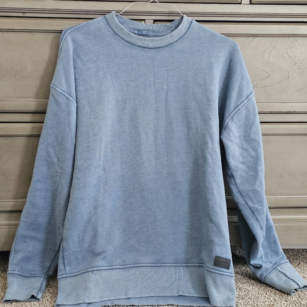 Abercrombie & Fitch Men's Crewneck Sweater — Light Blue